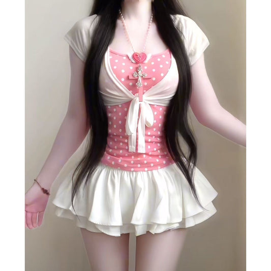 かわいい女の子の服